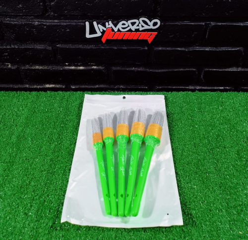 SET DE PINCELES TOXIC SHINE
