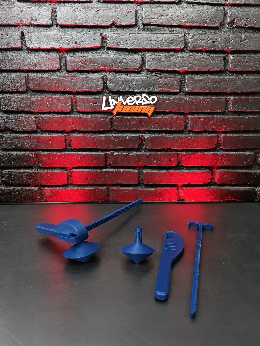 TROMPO CON LANZADOR U3D0059