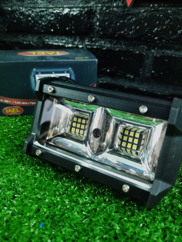 FARO TIPO BARRA, RECTANGULAR, 54W, MULTILED, 14 X 7.5CM, CON ALEM IAEL-54CM