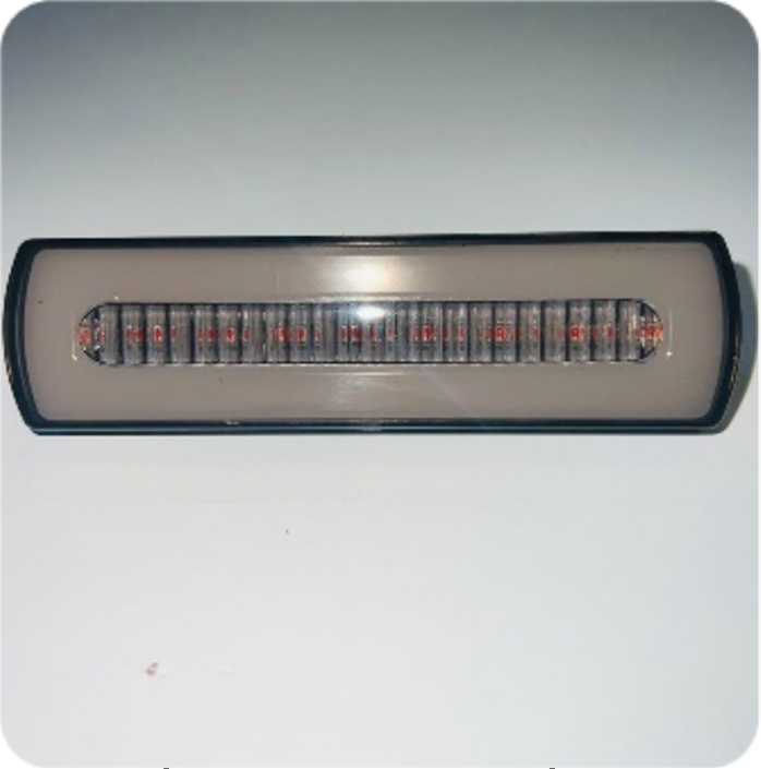 FARO TRASERO 12V Y 24V COMBINADO ROJO