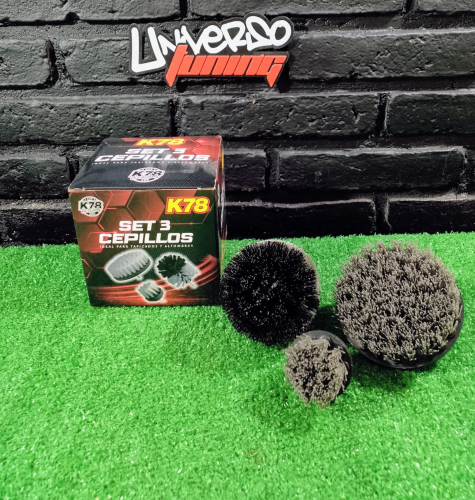 SET DE CEPILLOS TAPIZADOS Y ALFOMBRAS K78